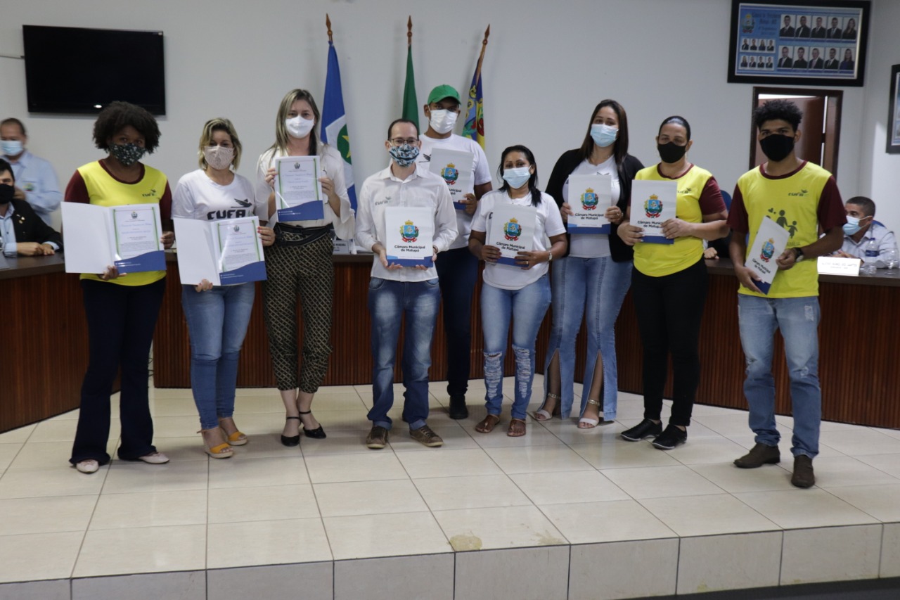 Membros da CUFA Matupá recebem moção de aplausos da Câmara Municipal